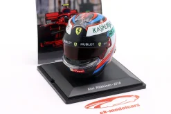 Kimi Räikkönen Scuderia Ferrari #7 Formel 1 2018 Helm 1:5 Spark Editions