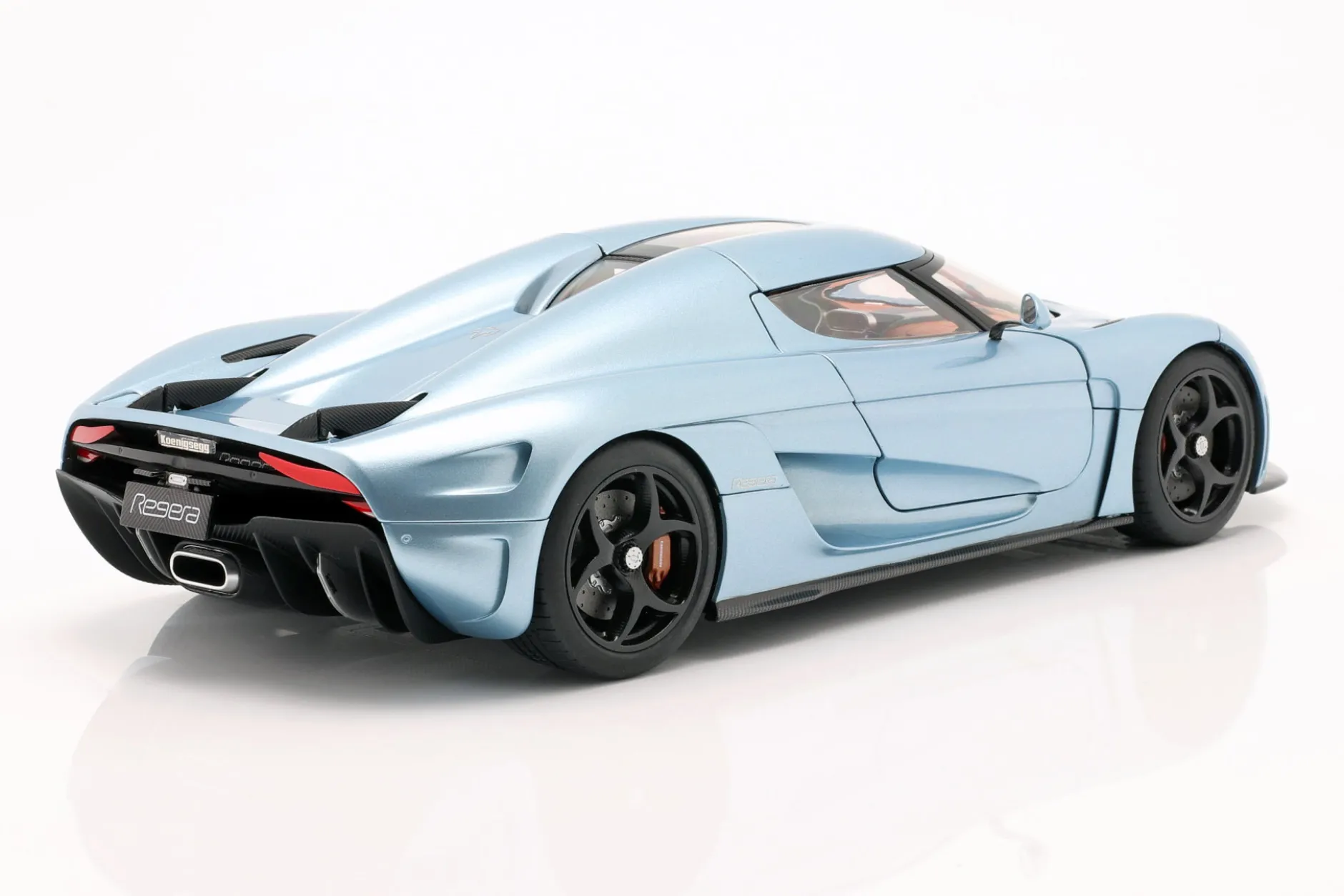 Koenigsegg Regera Baujahr 2016 horizontblau 1:18 AUTOart