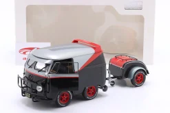 Kool Kombi B-Team Baujahr 2024 schwarz / rot 1:18 Solido