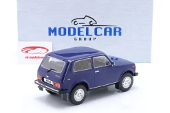 Lada Niva Baujahr 1976 dunkelblau 1:18 ModelCar Group