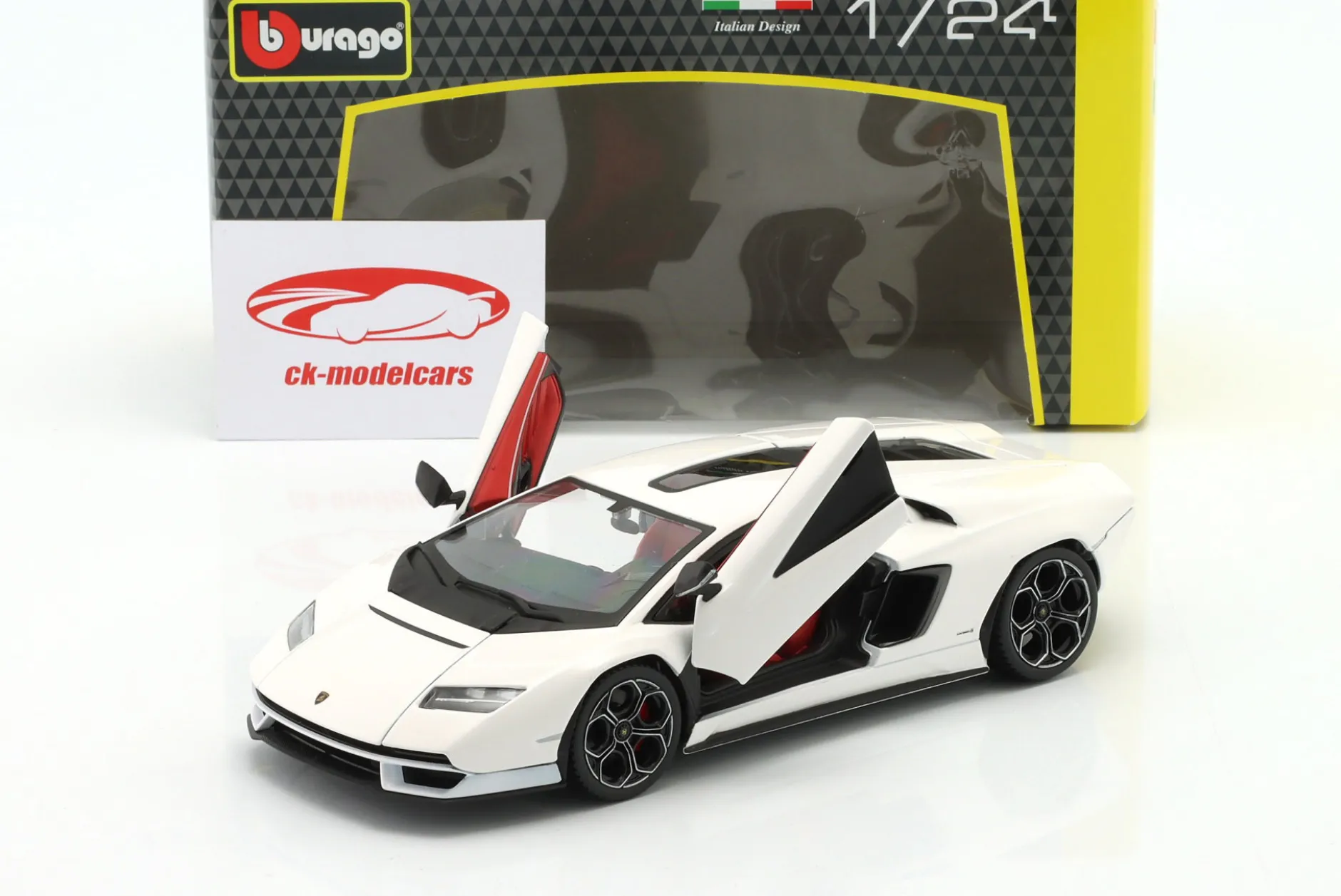 Lamborghini Countach LPI 800-4 Baujahr 2022 weiß 1:24 Bburago