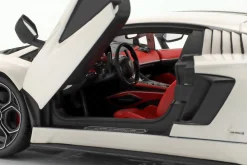 Lamborghini Countach LPI 800-4 Baujahr 2022 weiß 1:18 Maisto