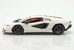 Lamborghini Countach LPI 800-4 Baujahr 2022 weiß 1:18 Maisto