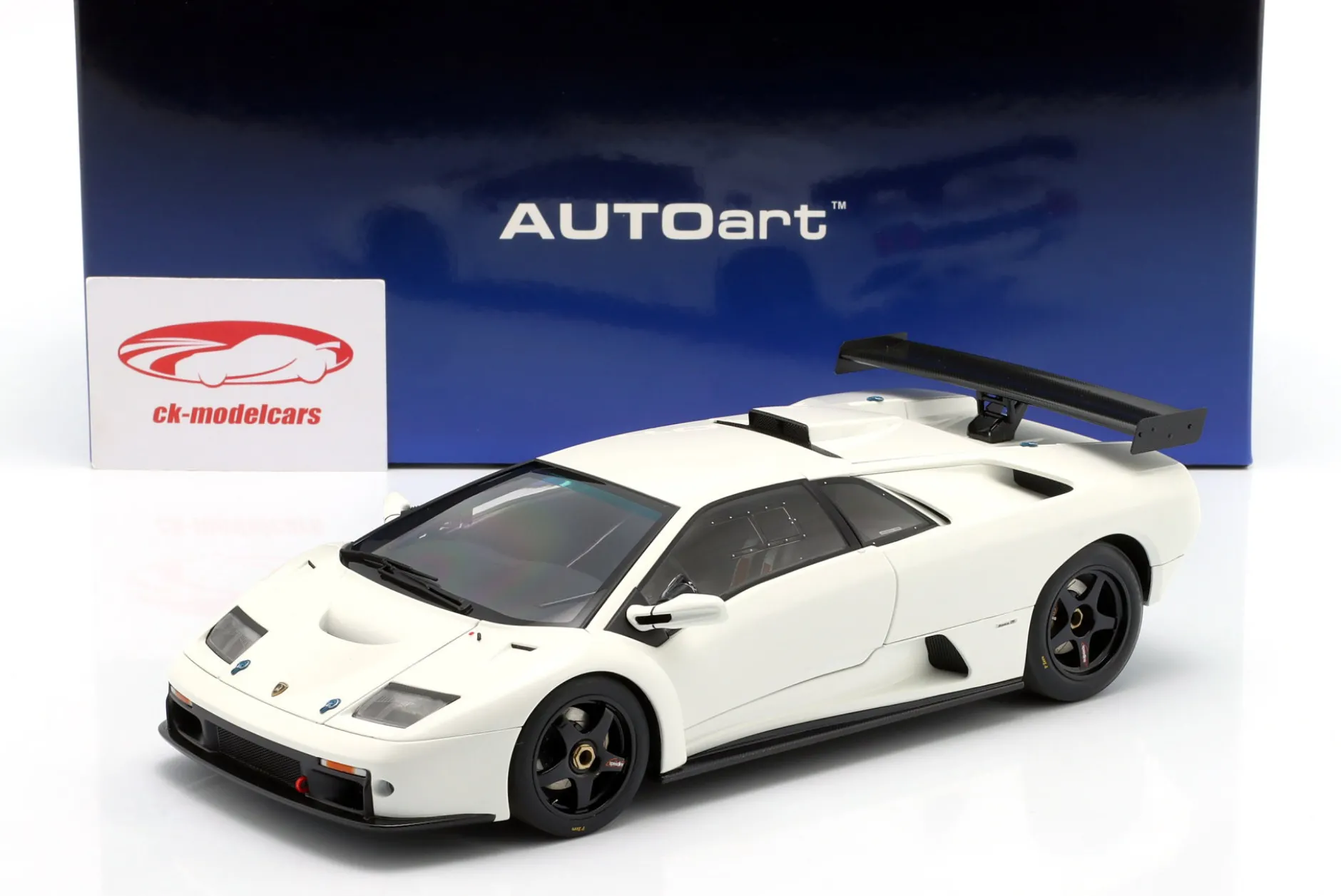 Lamborghini Diablo GTR Baujahr 1999 weiß 1:18 AUTOart