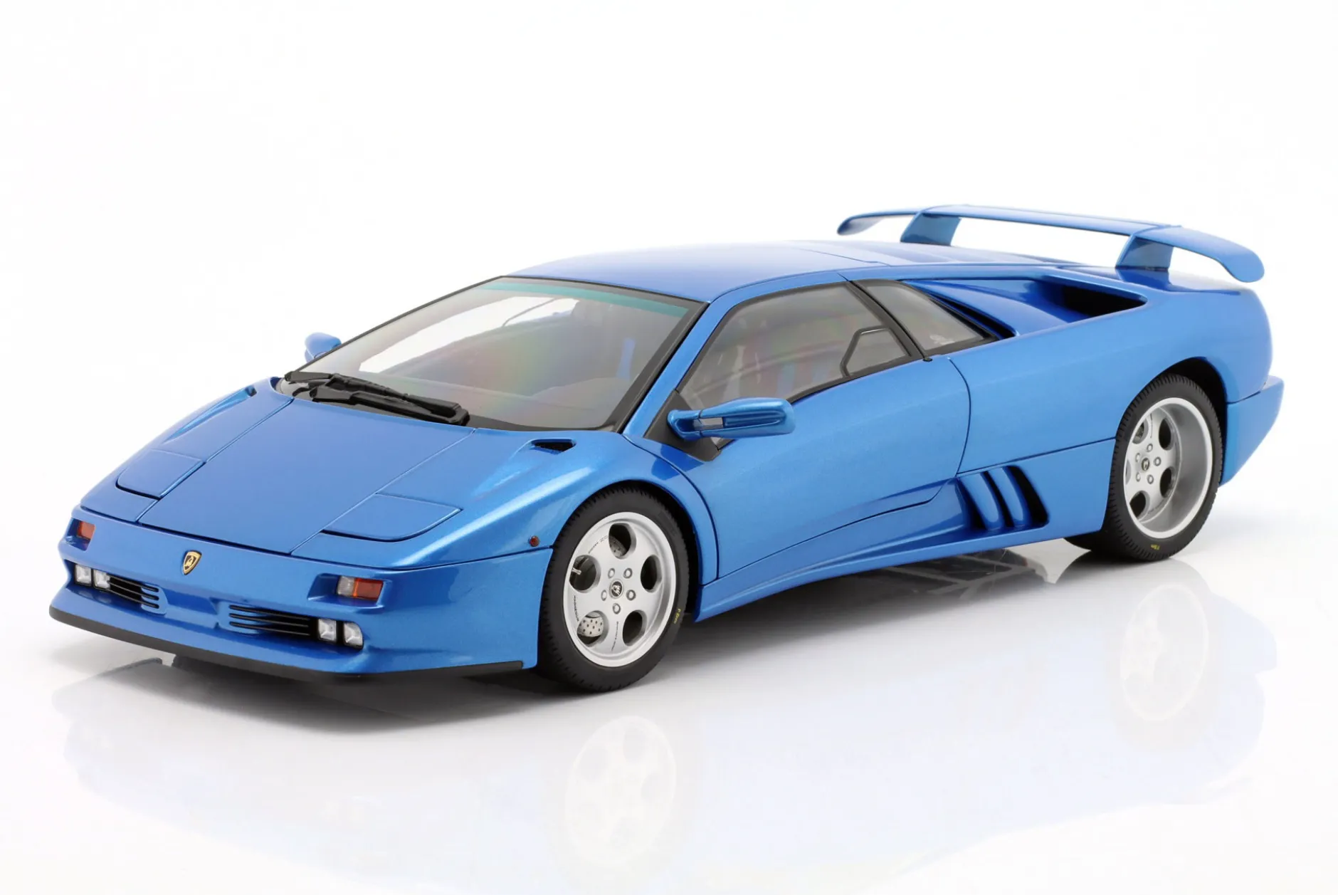 Lamborghini Diablo SE30 Baujahr 1993 blau metallic 1:18 AUTOart