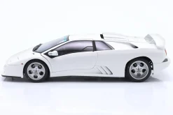 Lamborghini Diablo SE30 Jota Baujahr 1995 impact weiß 1:18 AUTOart