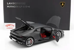 Lamborghini Huracan LP610-4 Baujahr 2014 mattschwarz 1:12 AUTOart