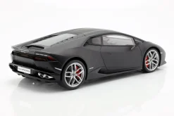 Lamborghini Huracan LP610-4 Baujahr 2014 mattschwarz 1:12 AUTOart