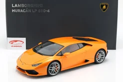 Lamborghini Huracan LP610-4 Baujahr 2014 borealis orange 1:12 AUTOart