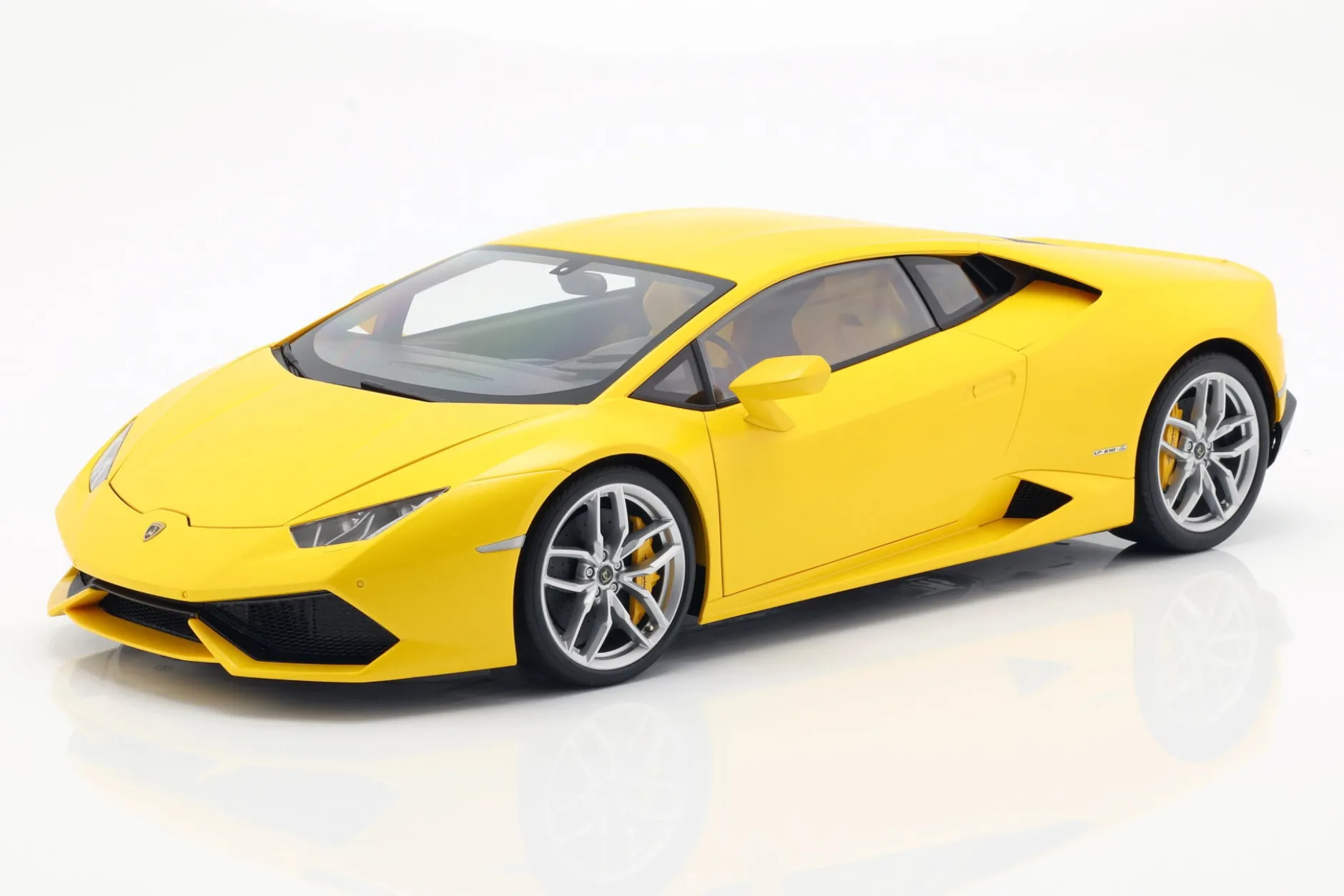 Lamborghini Huracan LP 610-4 Baujahr 2014 gelb 1:12 AUTOart