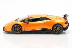 Lamborghini Huracan Performante Baujahr 2017 orange metallic 1:24 Bburago