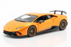 Lamborghini Huracan Performante Baujahr 2017 orange metallic 1:24 Bburago