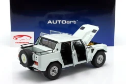 Lamborghini LM002 Pick-Up weiß 1:18 AUTOart