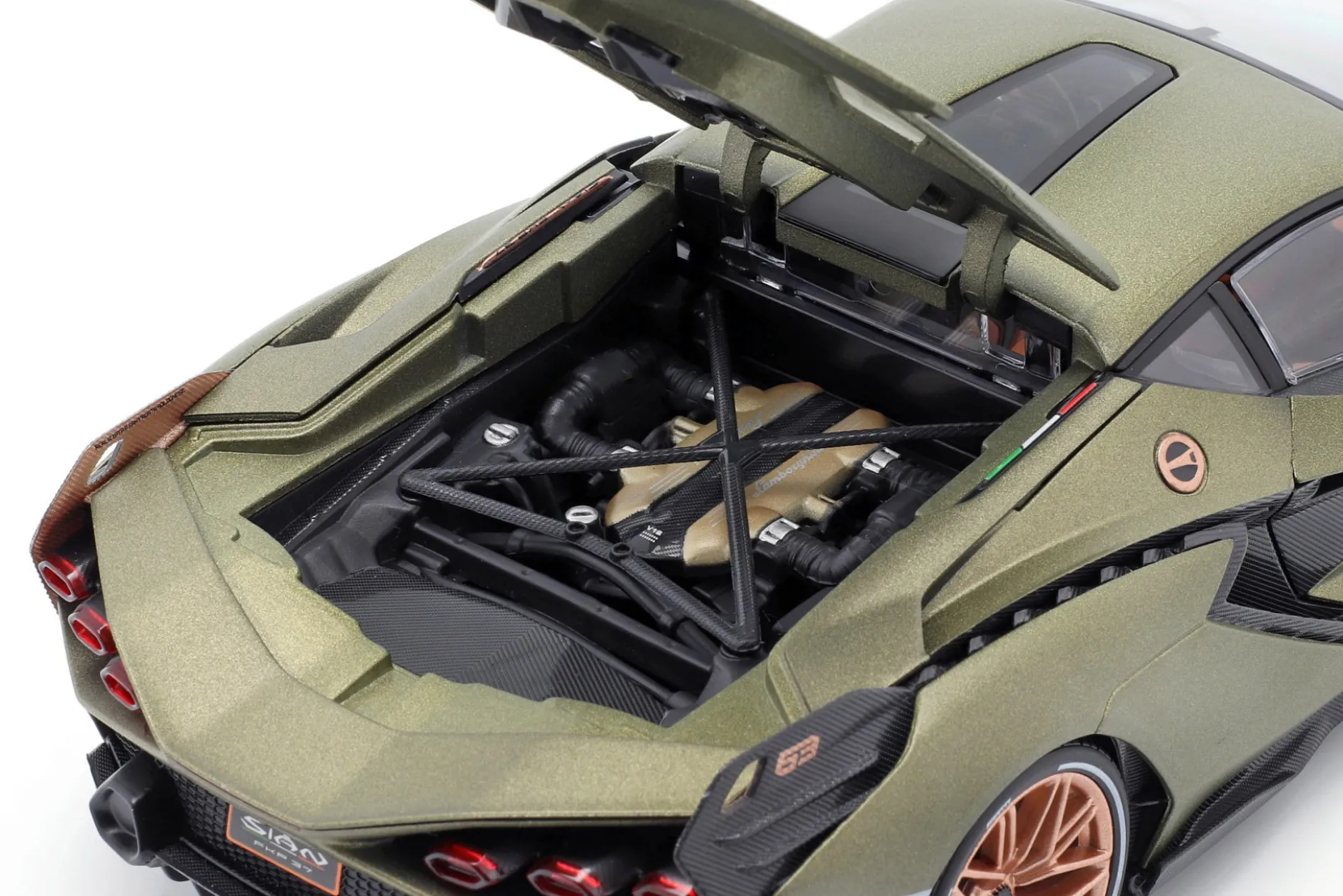 Lamborghini Sian FKP 37 Baujahr 2020 matt olivgrün 1:18 Bburago