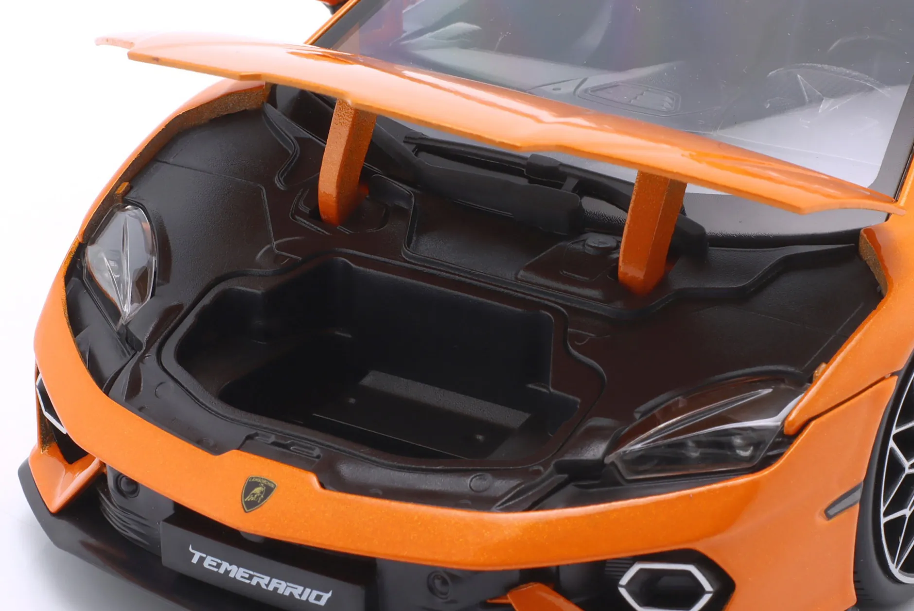 Lamborghini Temerario Baujahr 2024 orange 1:18 Bburago