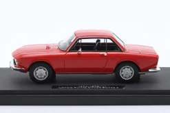 Lancia Fulvia Coupe Series 3 1974-1976 rot 1:43 Matrix