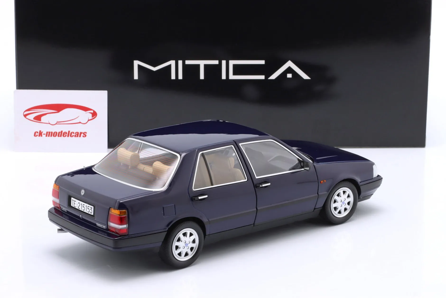 Lancia Thema 6V 1S Baujahr 1984 Lancia blau 1:18 MITICA