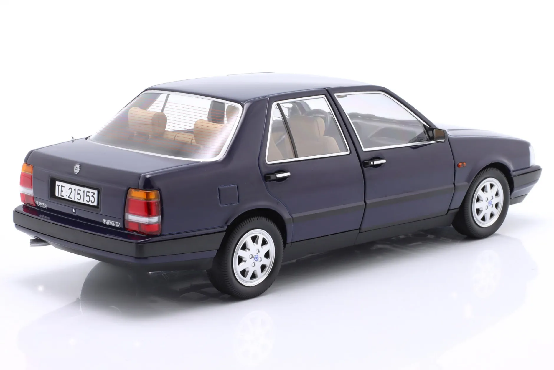 Lancia Thema 6V 1S Baujahr 1984 Lancia blau 1:18 MITICA