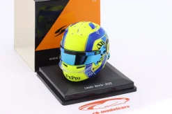 Lando Norris #4 McLaren F1 Team Formel 1 2022 Helm 1:5 Spark