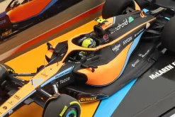 Lando Norris McLaren MCL36 #4 Bahrain GP Formel 1 2022 1:43 Minichamps
