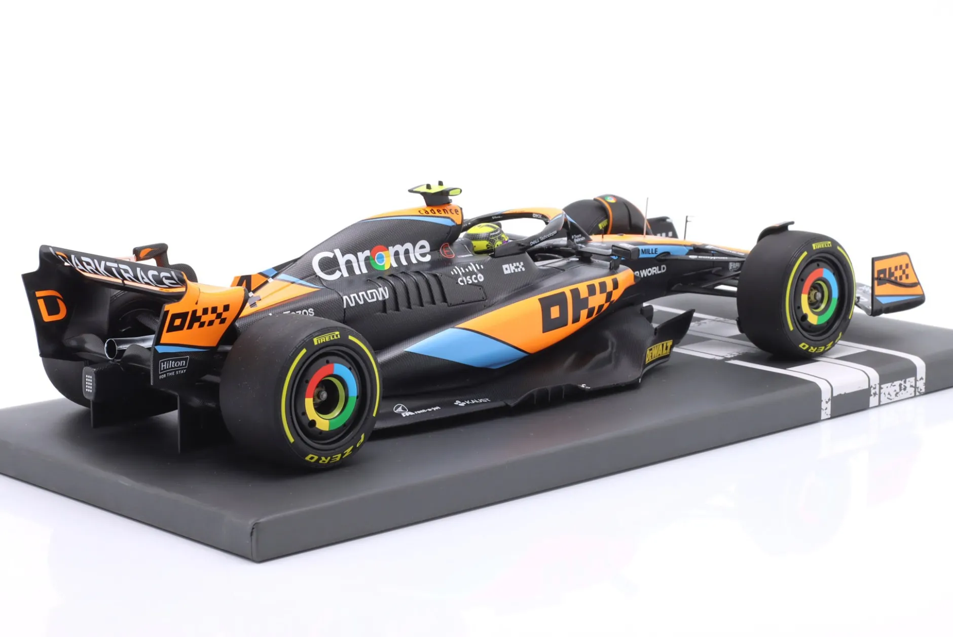 Lando Norris McLaren MCL60 #4 2nd Ungarn GP Formel 1 2023 1:18 Minichamps