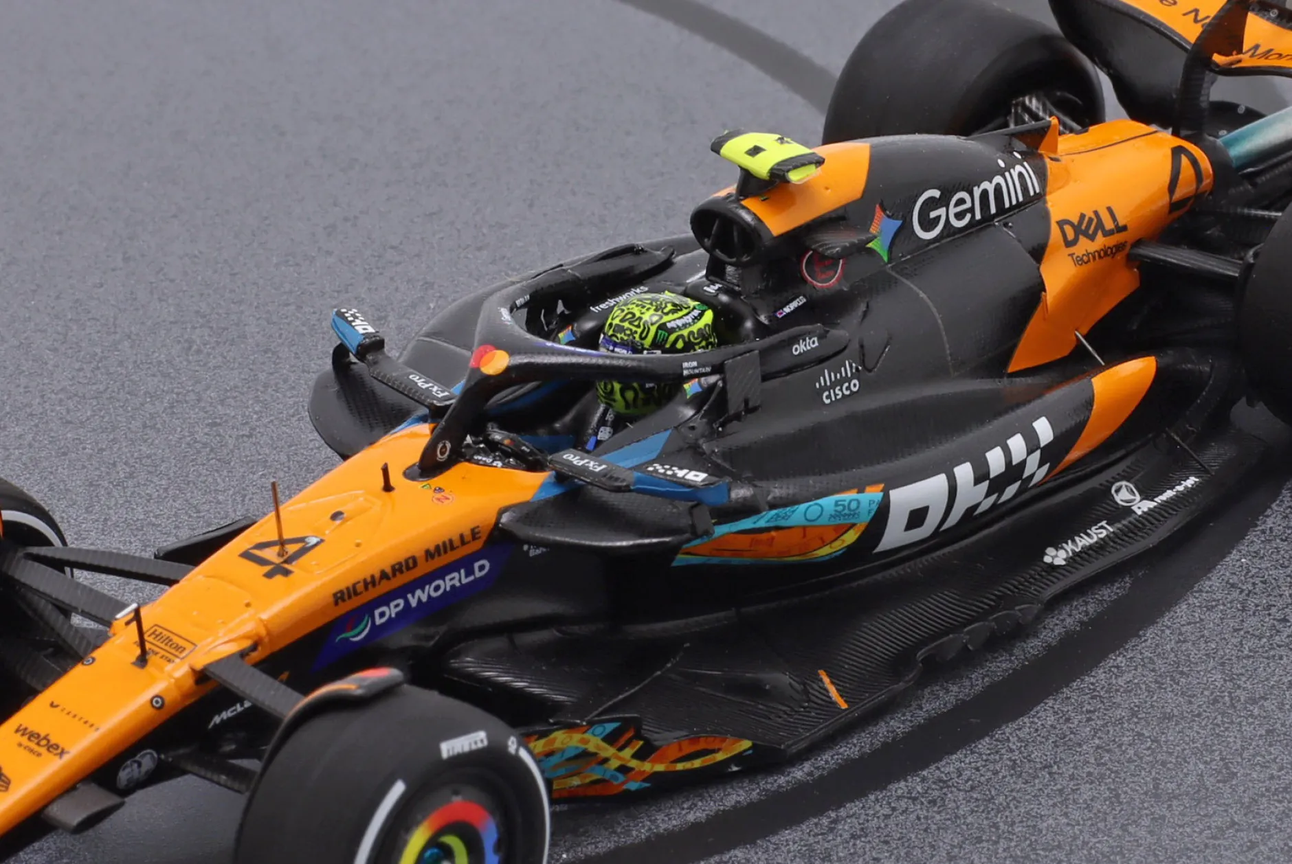 Lando Norris McLaren MCL39 #4 3rd Abu Dhabi GP Formel 1 Weltmeister 2025 1:43 Spark