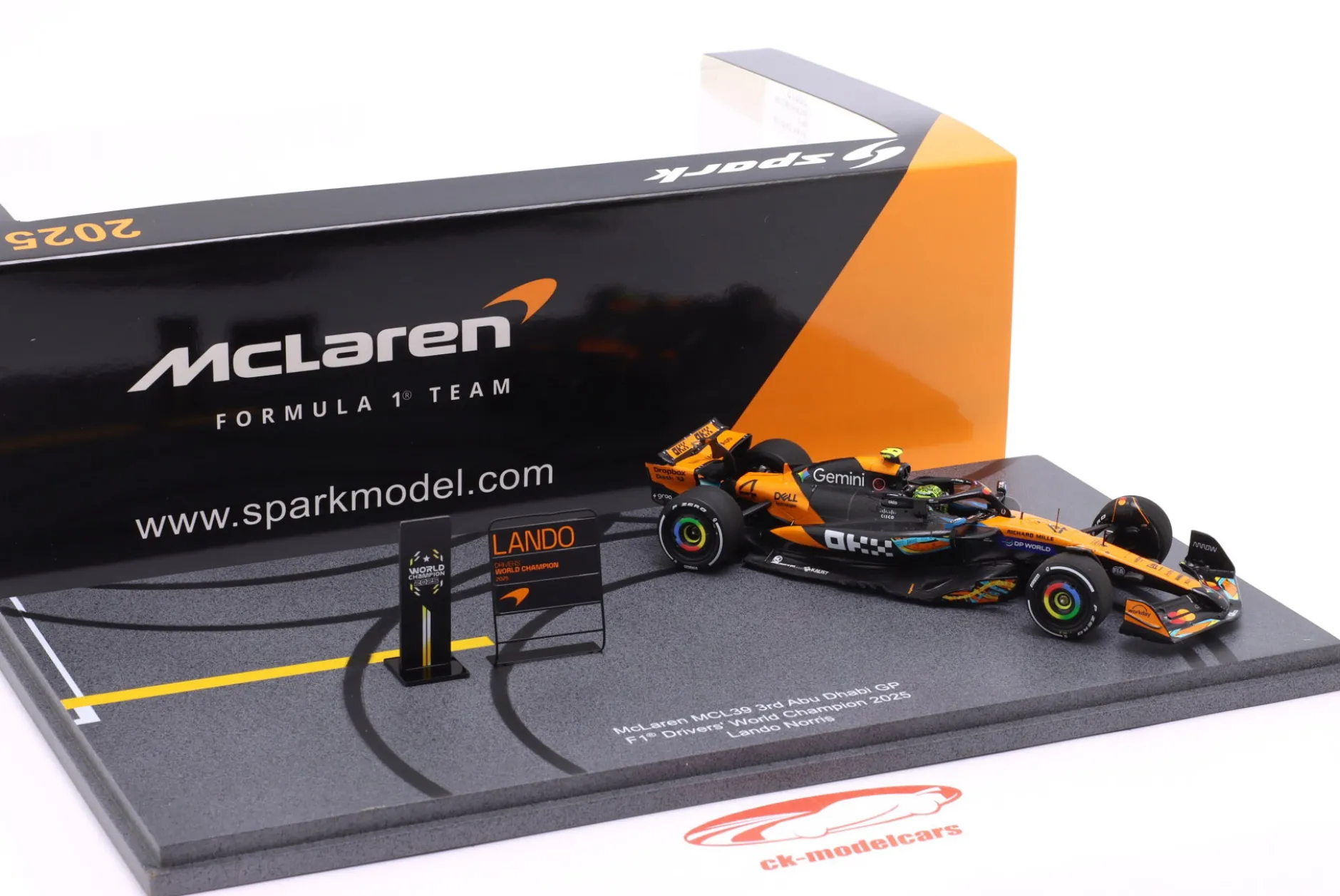 Lando Norris McLaren MCL39 #4 3rd Abu Dhabi GP Formel 1 Weltmeister 2025 1:43 Spark