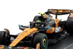 Lando Norris McLaren MCL39 #4 Sieger Australien GP Formel 1 Weltmeister 2025 1:64 Spark