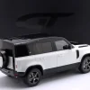 Land Rover Defender 110 P400X Baujahr 2021 weiß 1:12 GT-Spirit