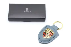 Leder-Schlüsselanhänger Porsche Wappen shoreblue metallic
