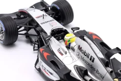 Lewis Hamilton McLaren MP4/19 Autosport Young Driver Test Silverstone 2004 1:18 Minichamps