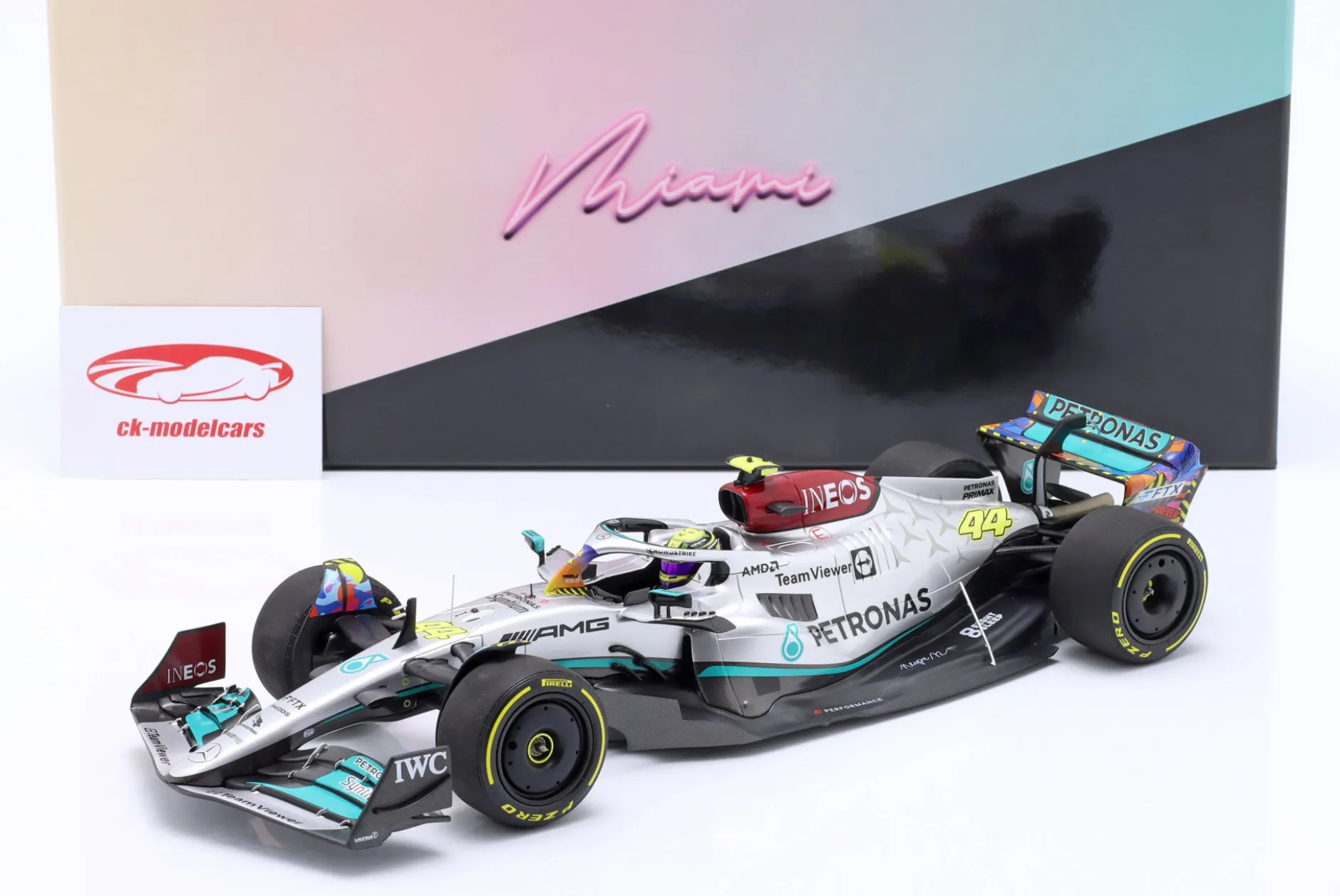 Lewis Hamilton Mercedes-AMG F1 W13 #44 6th Miami GP Formel 1 2022 1:18 Minichamps
