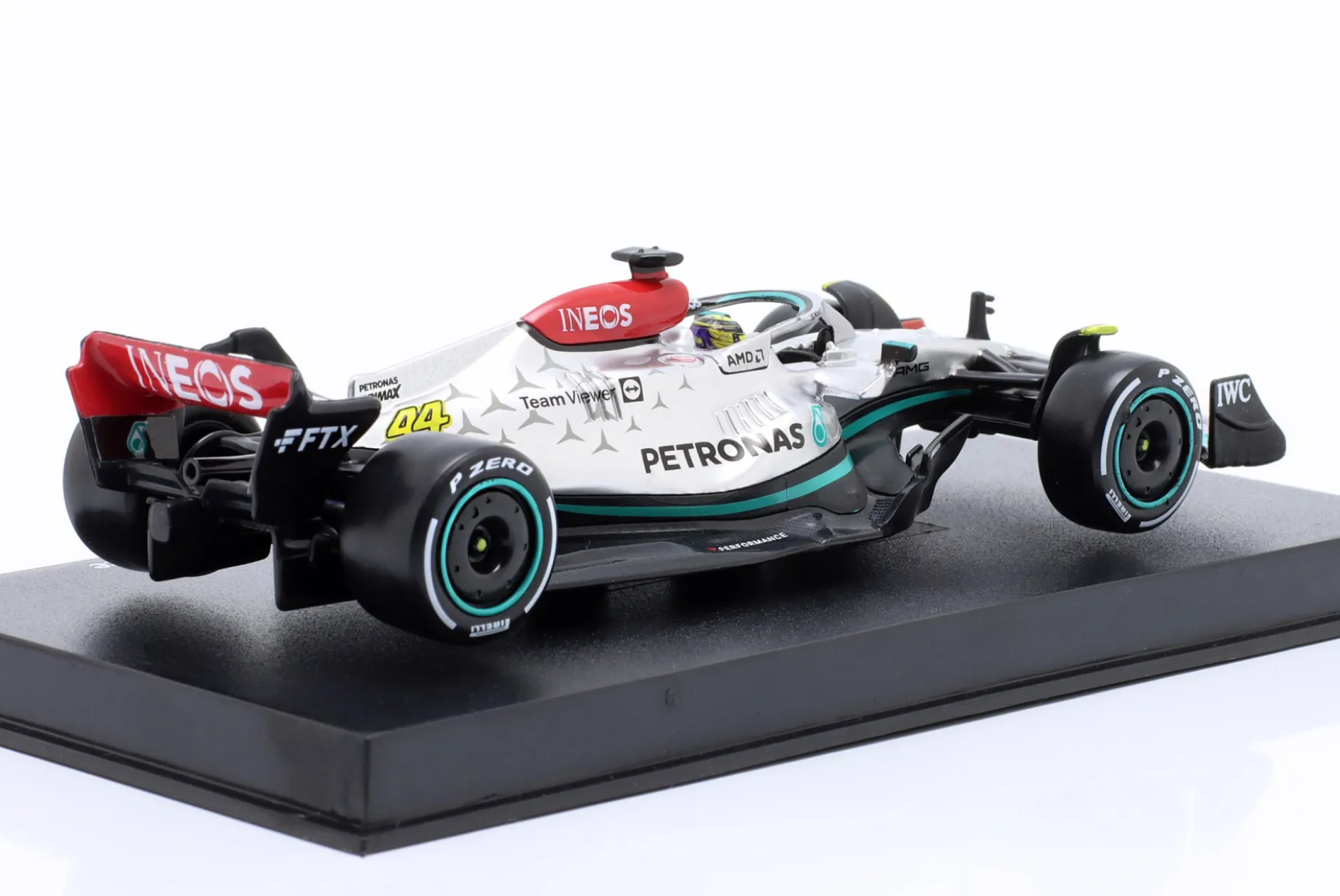 Lewis Hamilton Mercedes-AMG F1 W13 #44 Formel 1 2022 1:43 Bburago