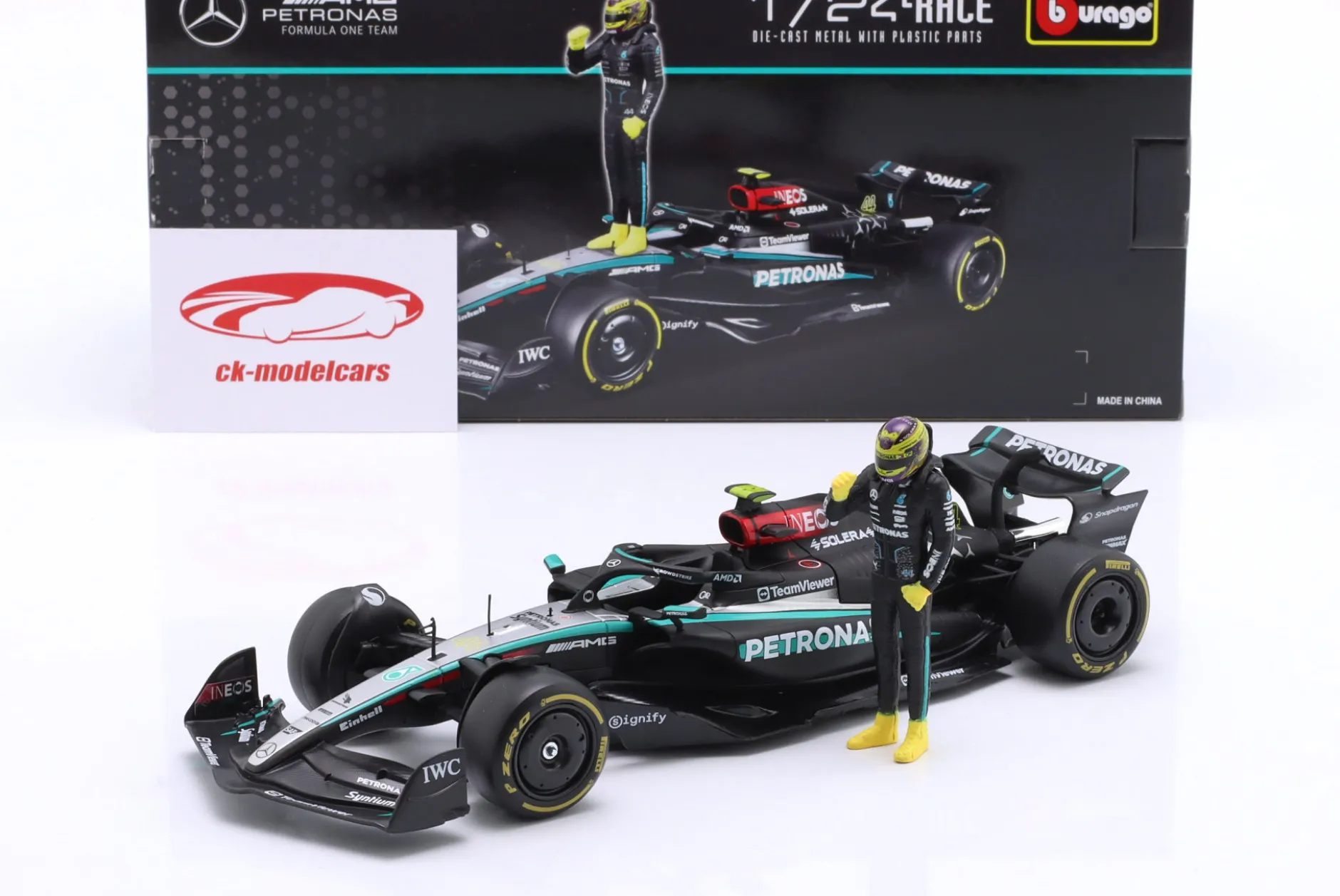 Lewis Hamilton Mercedes-AMG F1 W15 #44 Formel 1 2024 mit Figur 1:24 Bburago
