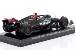 Lewis Hamilton Mercedes-AMG F1 W15 #44 Formel 1 2024 1:24 Premium Collectibles