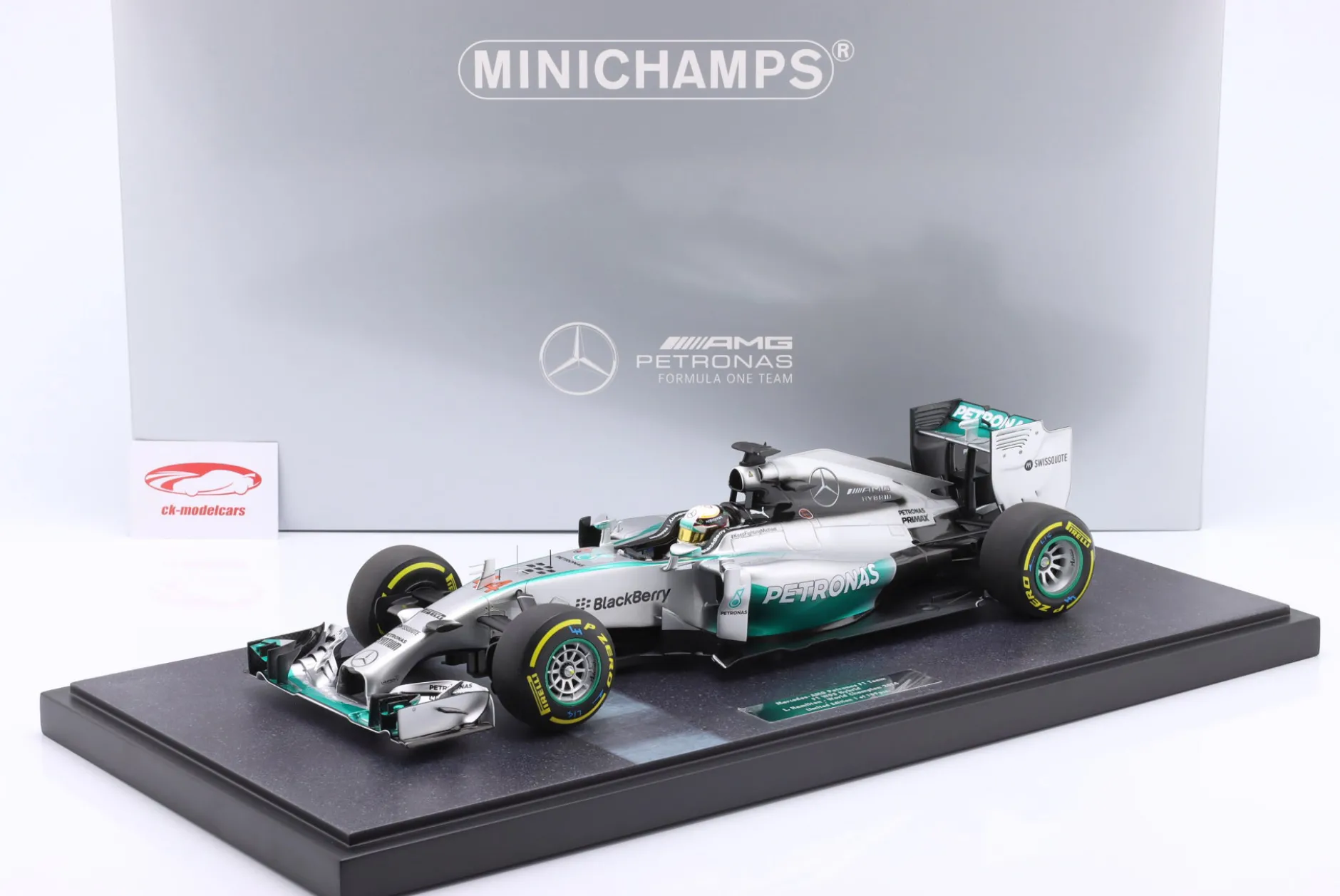 Lewis Hamilton Mercedes F1 W05 #44 Formel 1 Weltmeister 2014 1:12 Minichamps