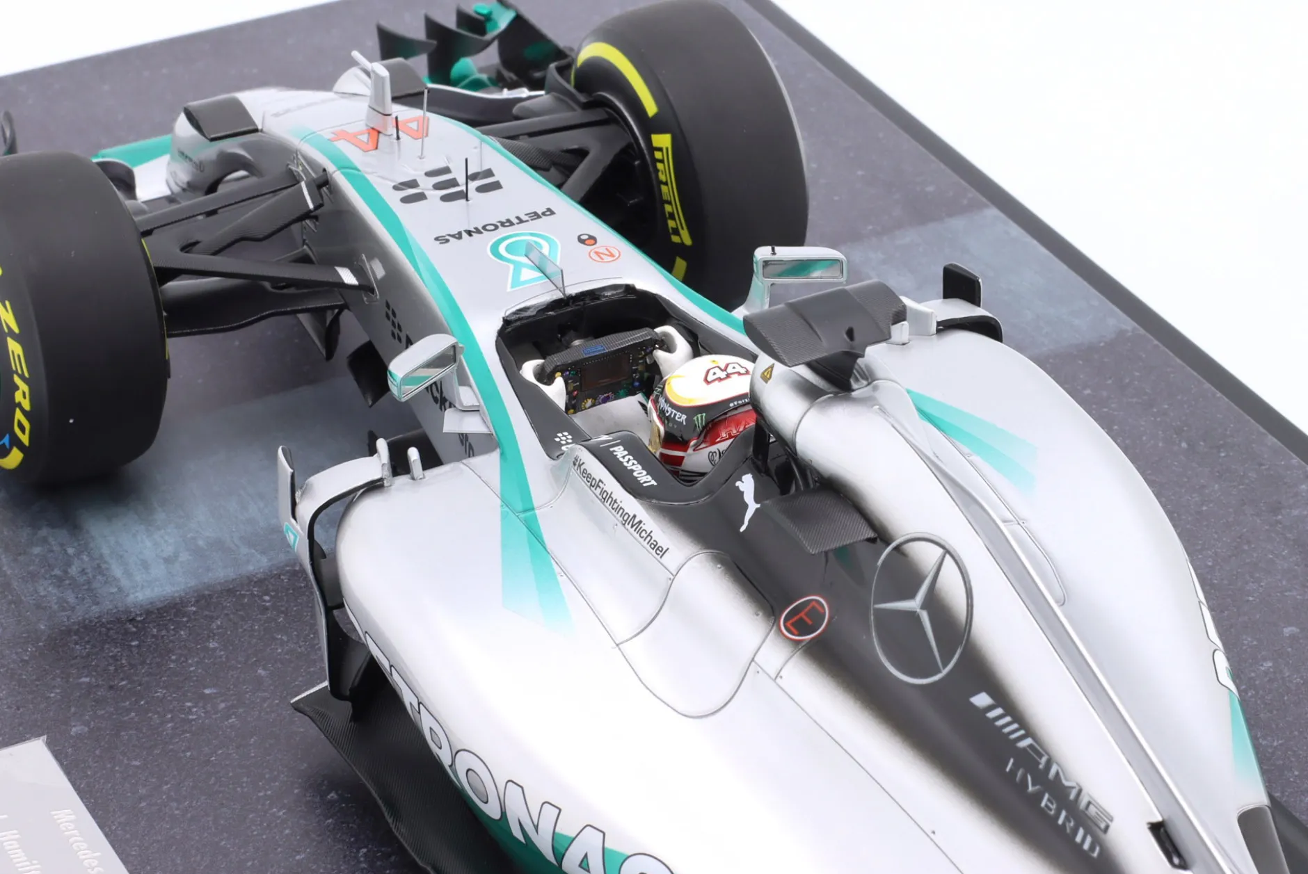 Lewis Hamilton Mercedes F1 W05 #44 Formel 1 Weltmeister 2014 1:12 Minichamps