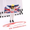 Lewis Hamilton mit britischer Flagge Formel 1 2007 Figur 1:43 Cartrix