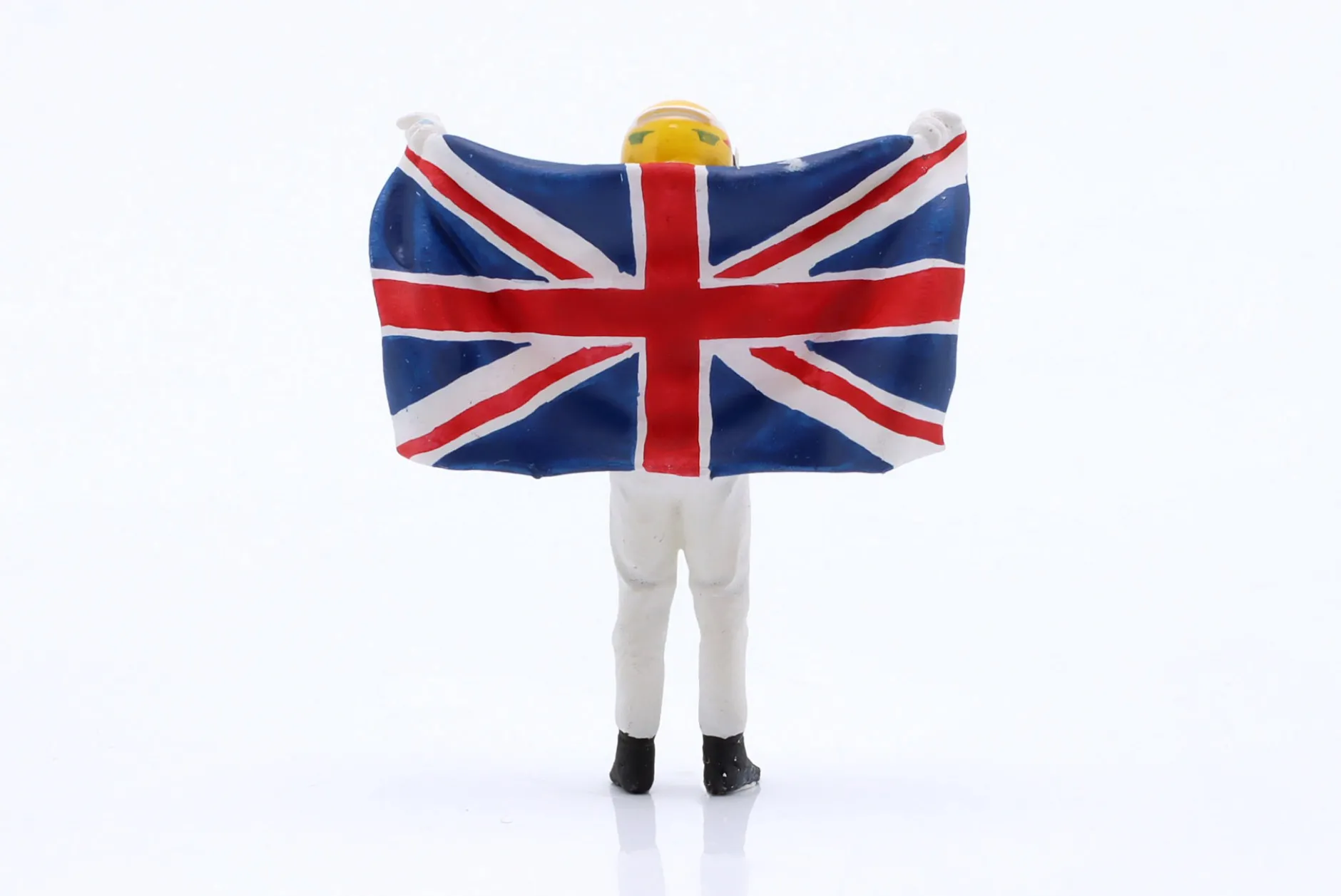 Lewis Hamilton mit britischer Flagge Formel 1 2007 Figur 1:43 Cartrix