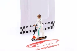 Lewis Hamilton Skate Scooter Figur 1:43 Cartrix