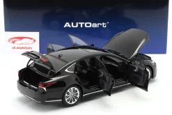 Lexus LS500h Baujahr 2018 schwarz 1:18 AUTOart