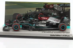 L. Hamilton Mercedes-AMG F1 W12 #44 Sieger Bahrain GP Formel 1 2021 1:43 Minichamps