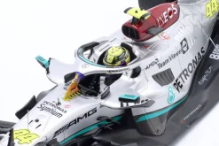 L. Hamilton Mercedes-AMG F1 W13 #44 6th Miami GP Formel 1 2022 1:18 Minichamps