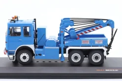 Man F8 Truck Abschleppwagen Baujahr 1982 Wrecker Road Service blau 1:43 Ixo