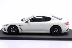 Maserati GranTurismo Baujahr 2017 weiß 1:18 TrueScale