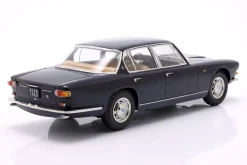 Maserati Quattroporte I Baujahr 1965 dunkelblau 1:18 KK-Scale