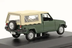 Mava Renault Farma Baujahr 1983 dunkelgrün / beige 1:43 Hachette