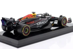 Max Verstappen Red Bull RB20 #1 Formel 1 Weltmeister 2024 1:24 Bburago