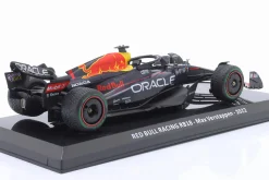 Max Verstappen Red Bull RB18 #1 Formel 1 Weltmeister 2022 1:24 Premium Collectibles