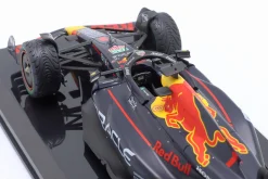 Max Verstappen Red Bull RB18 #1 Formel 1 Weltmeister 2022 1:24 Premium Collectibles